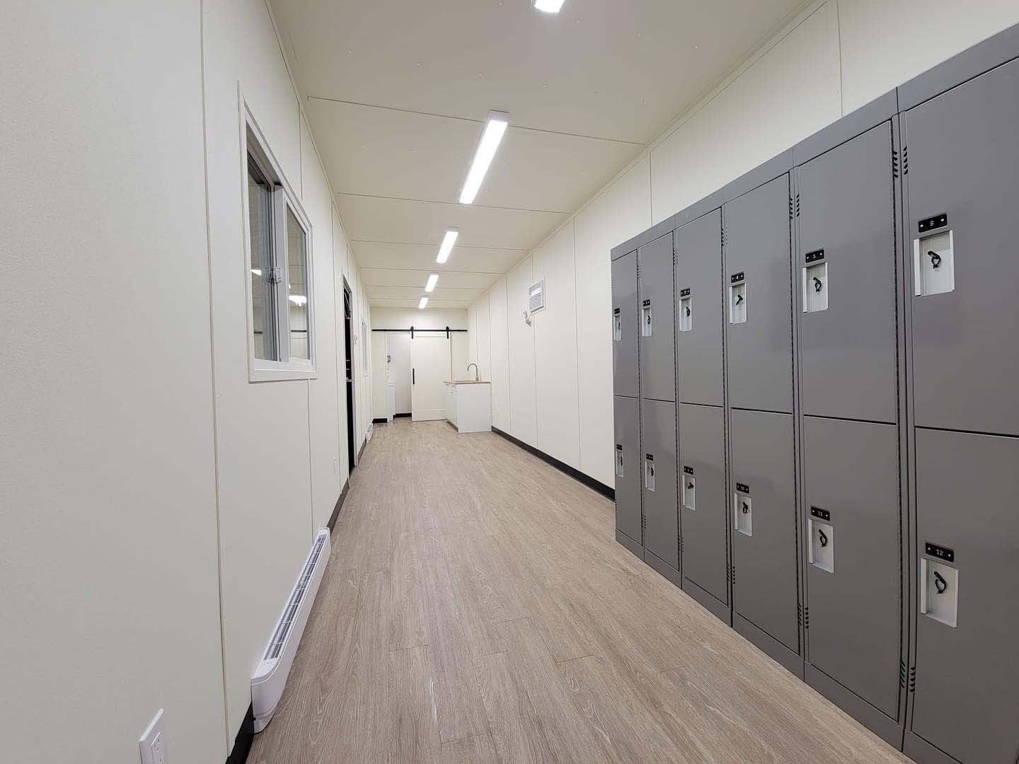 40’ Lunchroom + Locker room - Backstorage Containers