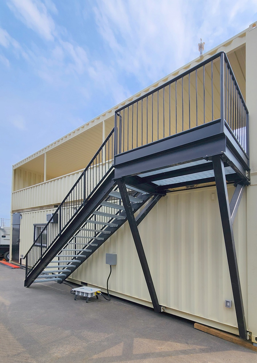 40’HC VIP Area with Patio for the Oilers - Backstorage Containers