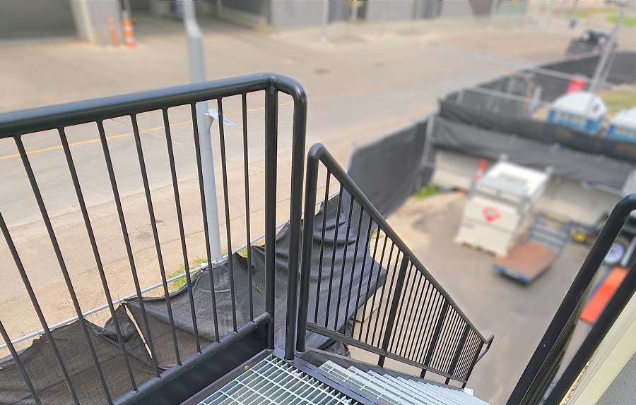 40’HC VIP Area with Patio for the Oilers - Backstorage Containers