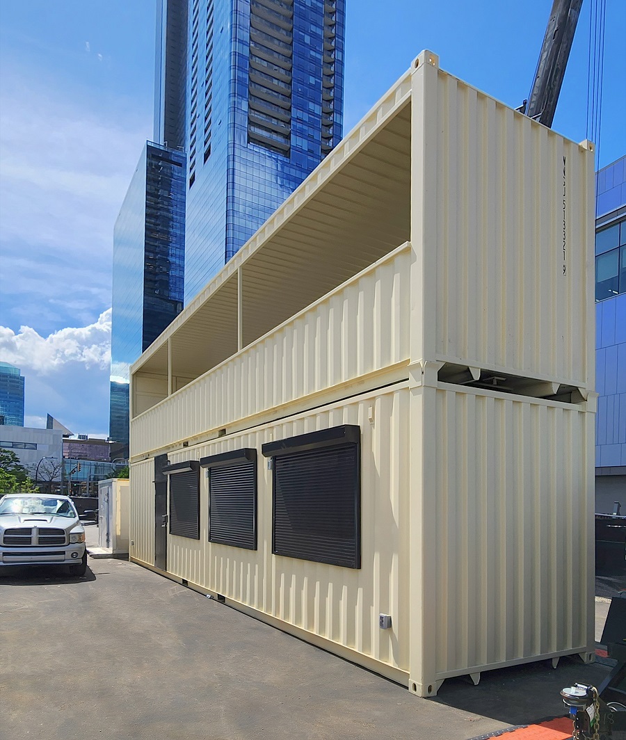 40’HC VIP Area with Patio for the Oilers - Backstorage Containers