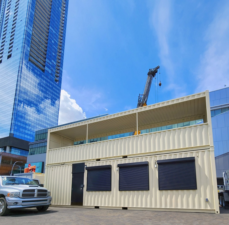 40’HC VIP Area with Patio for the Oilers - Backstorage Containers